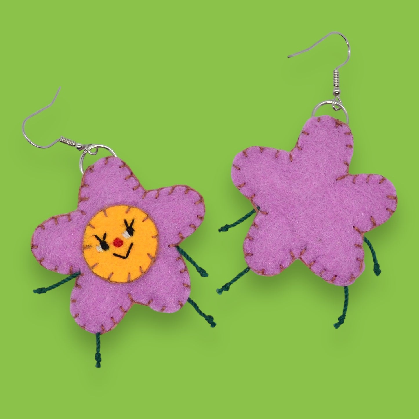 Daisy Felt Earrings 🌸