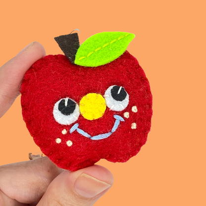 Apple Felt Earrings🍎